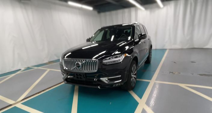 2023 Volvo XC90 B6 Plus -
                Akron, NY