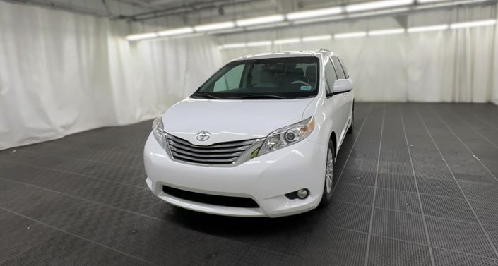 2013 Toyota Sienna XLE -
                Indianapolis, IN