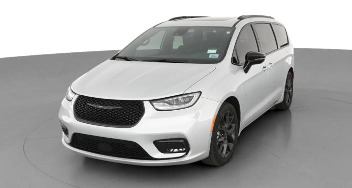 2023 Chrysler Pacifica Limited -
                Bessemer, AL