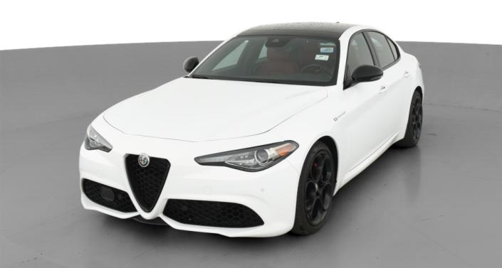Thumbnail: 2023 Alfa Romeo Giulia - 1