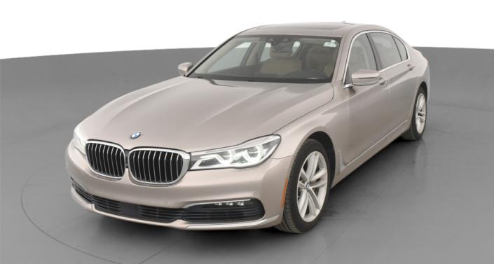 2016 BMW 7 Series 750i xDrive Hero Image