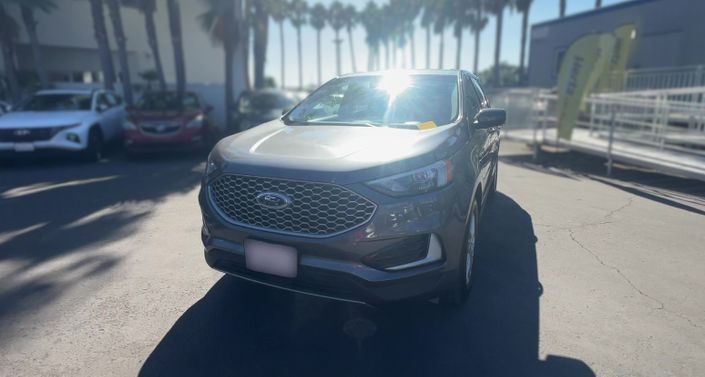 2024 Ford Edge SEL Hero Image