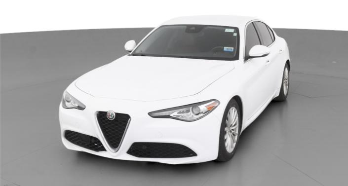 2021 Alfa Romeo Giulia Sprint Hero Image