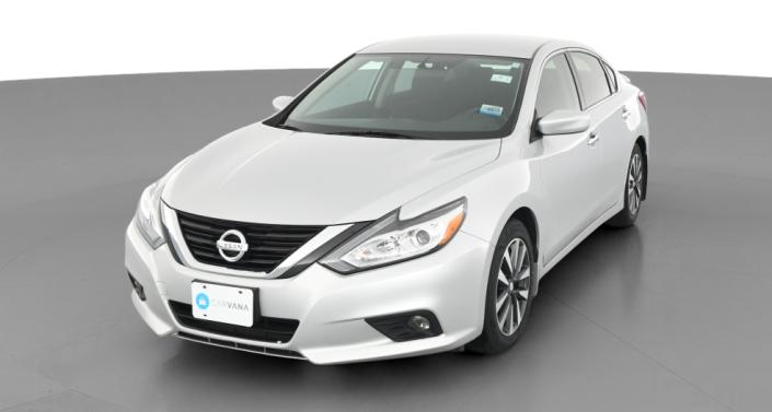 2017 Nissan Altima SV -
                Trenton, OH