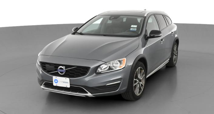 2017 Volvo V60 T5 -
                Lorain, OH