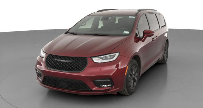 2021 Chrysler Pacifica Touring -
                Wheatland, OK