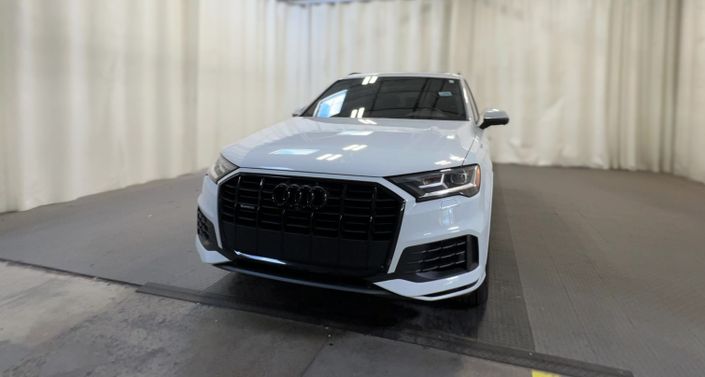 2021 Audi Q7 Premium Plus -
                Fairview, OR