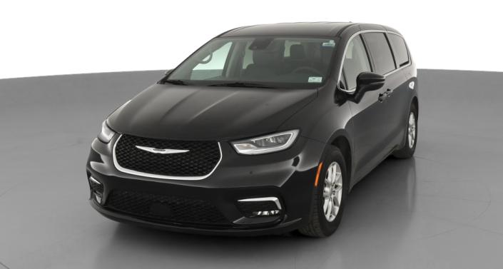 2023 Chrysler Pacifica Touring L -
                Wheatland, OK