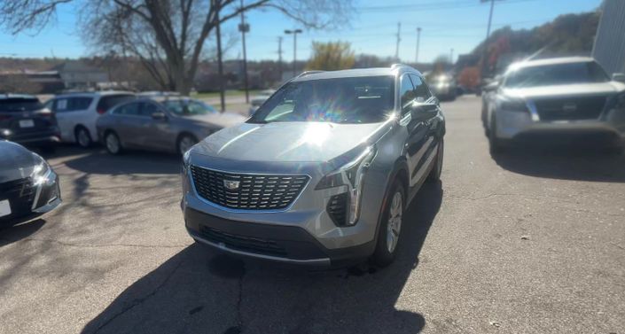 2023 Cadillac XT4 Premium Luxury -
                Trenton, OH