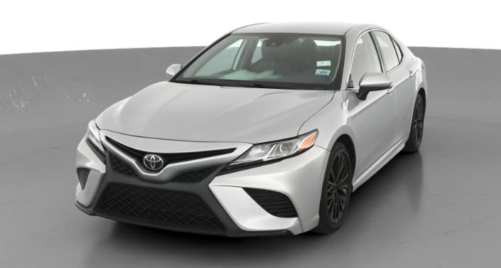 2019 Toyota Camry SE -
                Lorain, OH