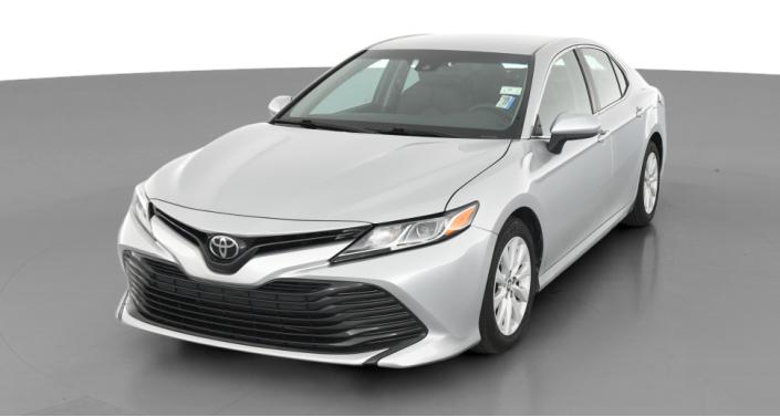 2018 Toyota Camry LE -
                Trenton, OH