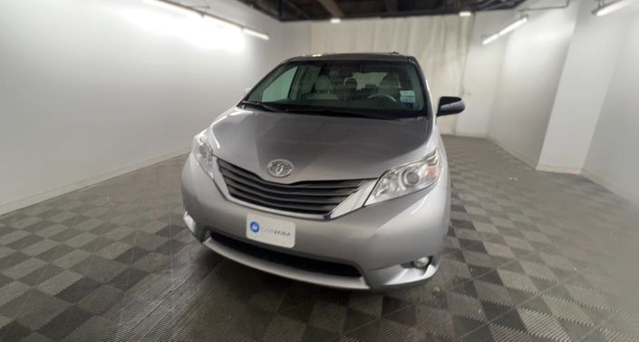 2011 Toyota Sienna XLE -
                Framingham, MA