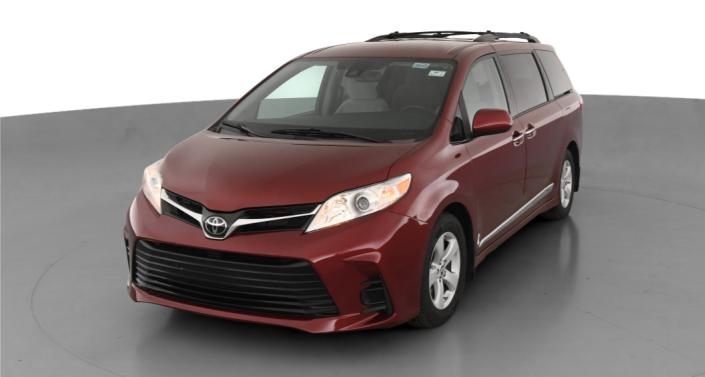 2020 Toyota Sienna LE -
                Beverly, NJ