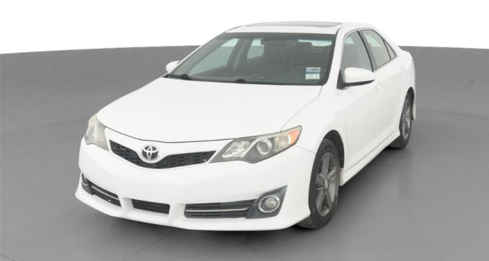 2013 Toyota Camry SE -
                Hebron, OH