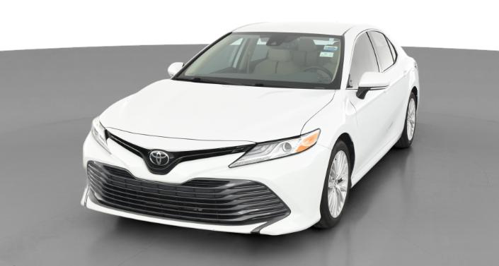 2019 Toyota Camry XLE -
                Trenton, OH