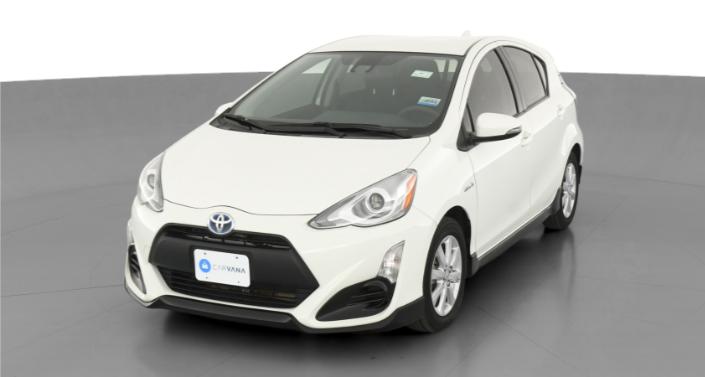 2017 Toyota Prius c Three Hero Image