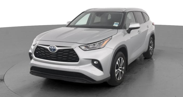 2020 Toyota Highlander XLE -
                Auburn, GA