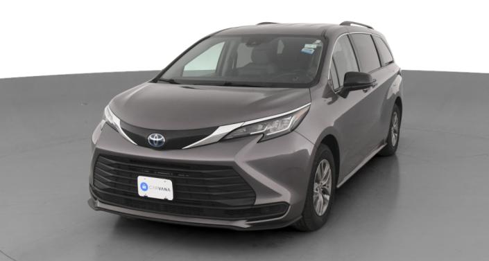 2022 Toyota Sienna LE -
                Indianapolis, IN