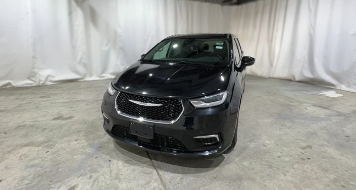 2023 Chrysler Pacifica Touring L -
                Houston, TX