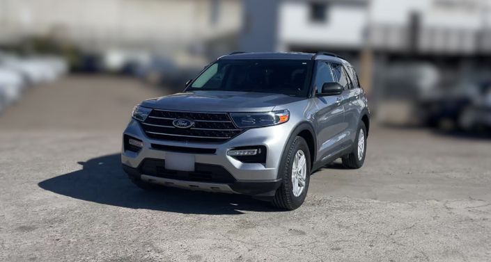 2023 Ford Explorer XLT Hero Image