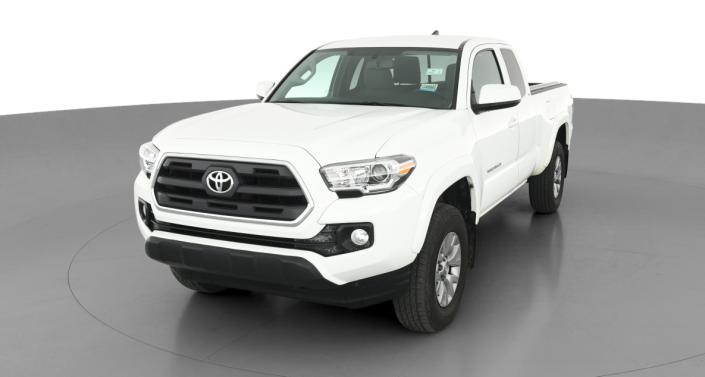 2017 Toyota Tacoma SR5 -
                Lorain, OH