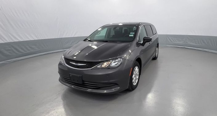 2019 Chrysler Pacifica LX -
                Akron, NY