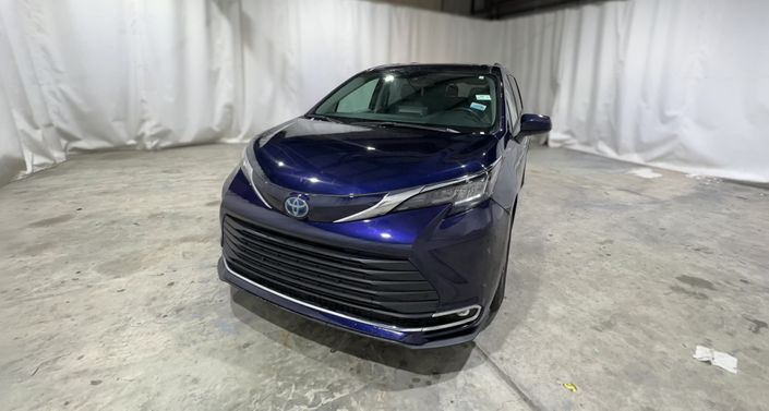 2023 Toyota Sienna XLE -
                Houston, TX