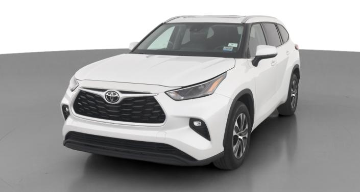 2022 Toyota Highlander XLE -
                Auburn, GA