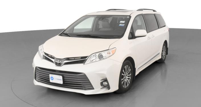 2020 Toyota Sienna XLE -
                Indianapolis, IN