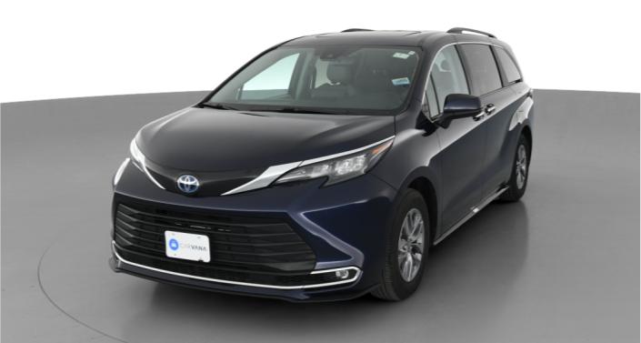 2024 Toyota Sienna XLE -
                Richton Park, IL