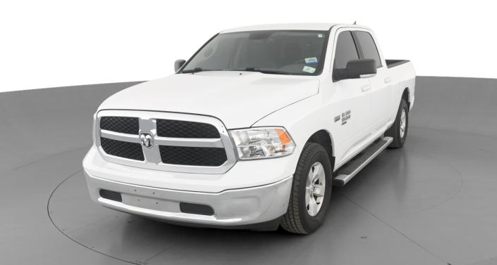 2020 RAM 1500 Classic SLT -
                Hebron, OH