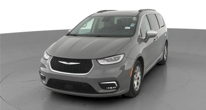 2022 Chrysler Pacifica Limited -
                Hebron, OH