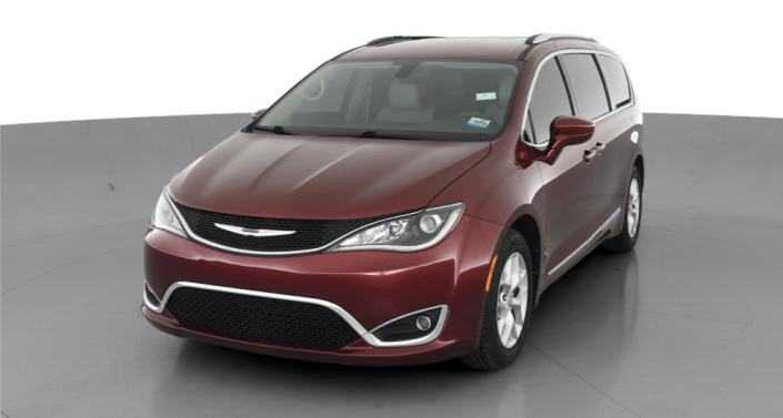 2018 Chrysler Pacifica  -
                Lorain, OH