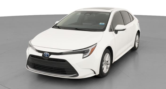 2023 Toyota Corolla XLE Hero Image