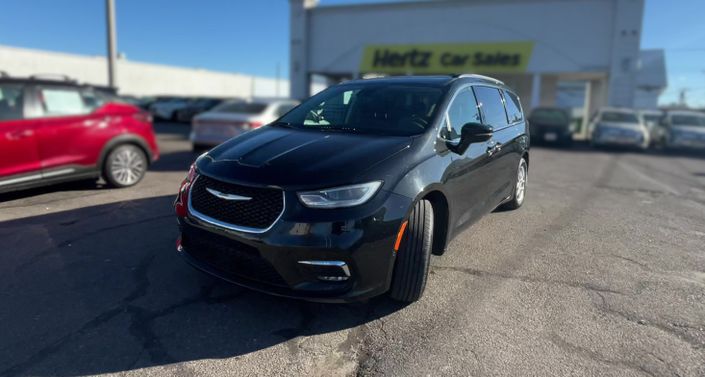 2022 Chrysler Pacifica Touring L -
                Norfolk, MA