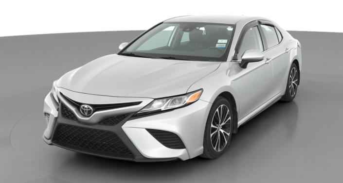 2019 Toyota Camry SE -
                Trenton, OH