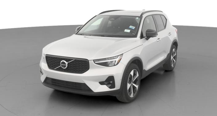 2024 Volvo XC40 B5 Plus -
                Auburn, GA