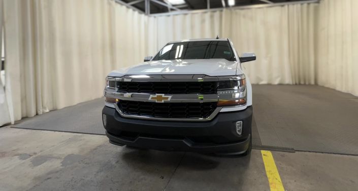 Thumbnail: 2018 Chevrolet Silverado 1500 - 1