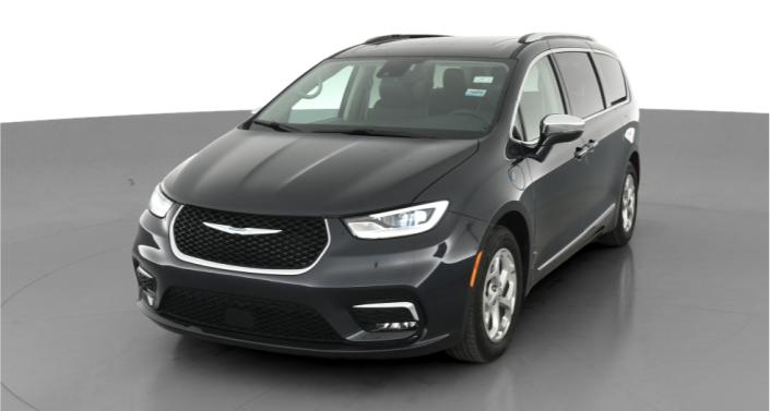 2021 Chrysler Pacifica Hybrid Limited -
                Lorain, OH