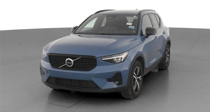 2024 Volvo XC40 B5 Core -
                Indianapolis, IN