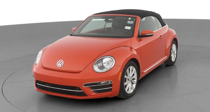 2017 Volkswagen Beetle SE -
                Hebron, OH