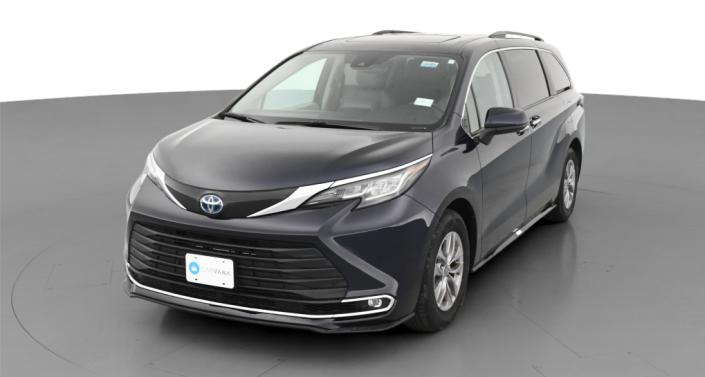 2023 Toyota Sienna XLE -
                Auburn, GA