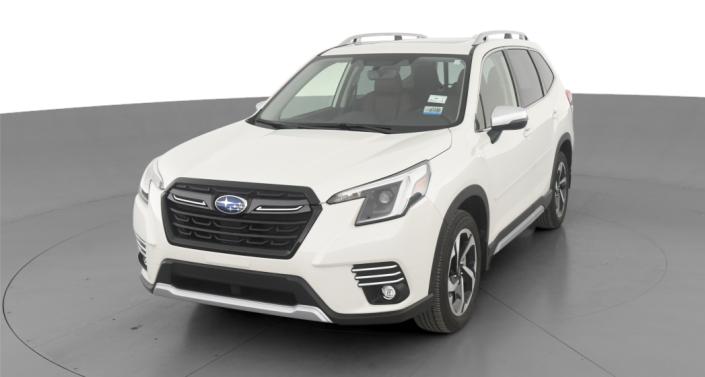 2023 Subaru Forester Touring -
                Hebron, OH