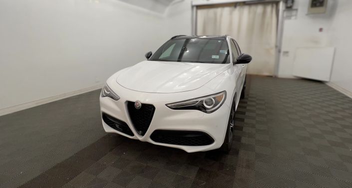 2022 Alfa Romeo Stelvio Ti -
                Framingham, MA