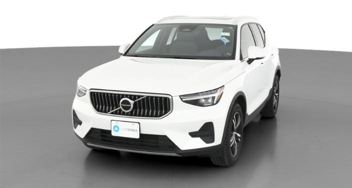 2024 Volvo XC40 B5 Core -
                Trenton, OH