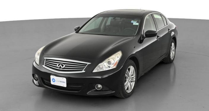 2013 INFINITI G37 X Hero Image