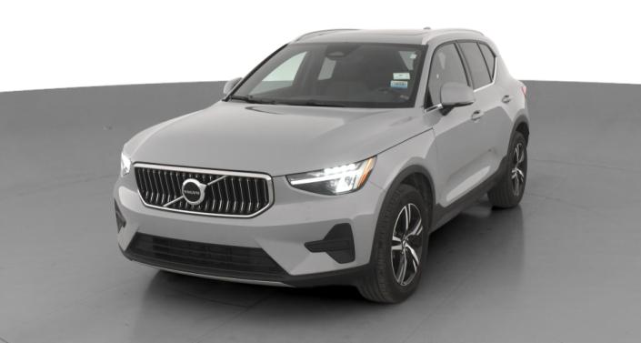 2024 Volvo XC40 B5 Core -
                Indianapolis, IN