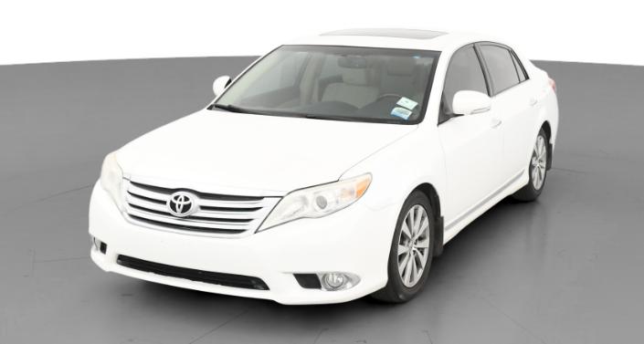 2012 Toyota Avalon Limited Hero Image