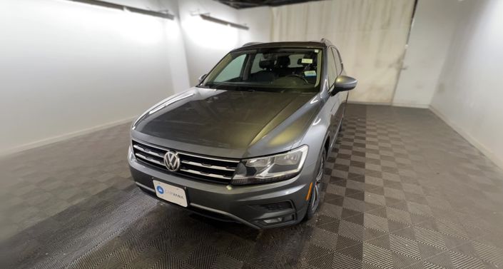 2018 Volkswagen Tiguan SEL -
                Framingham, MA