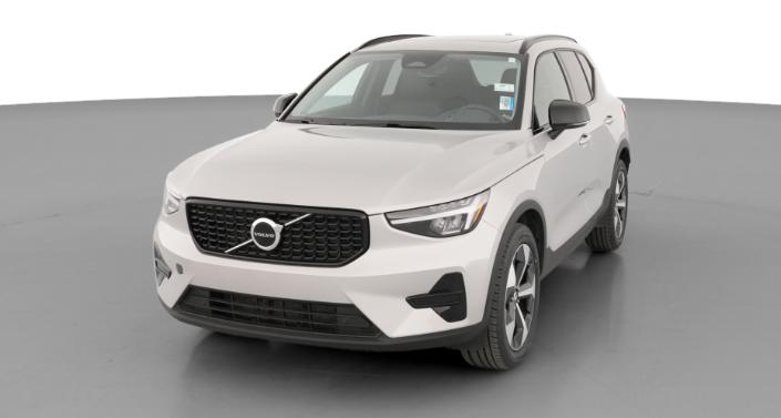 2024 Volvo XC40 B5 Core -
                Tolleson, AZ